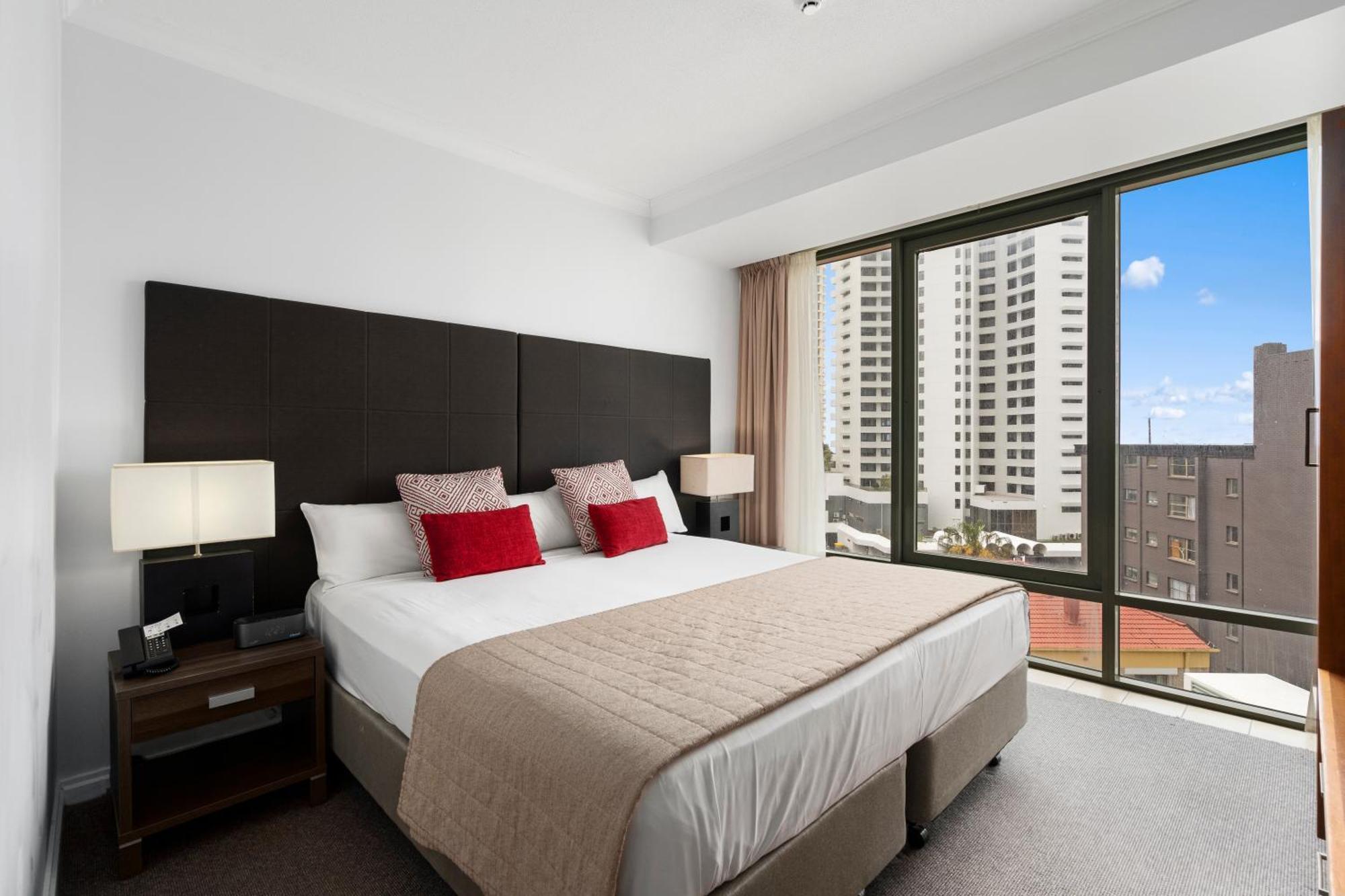 Legends Apartments - Qstay Голд-Кост Экстерьер фото