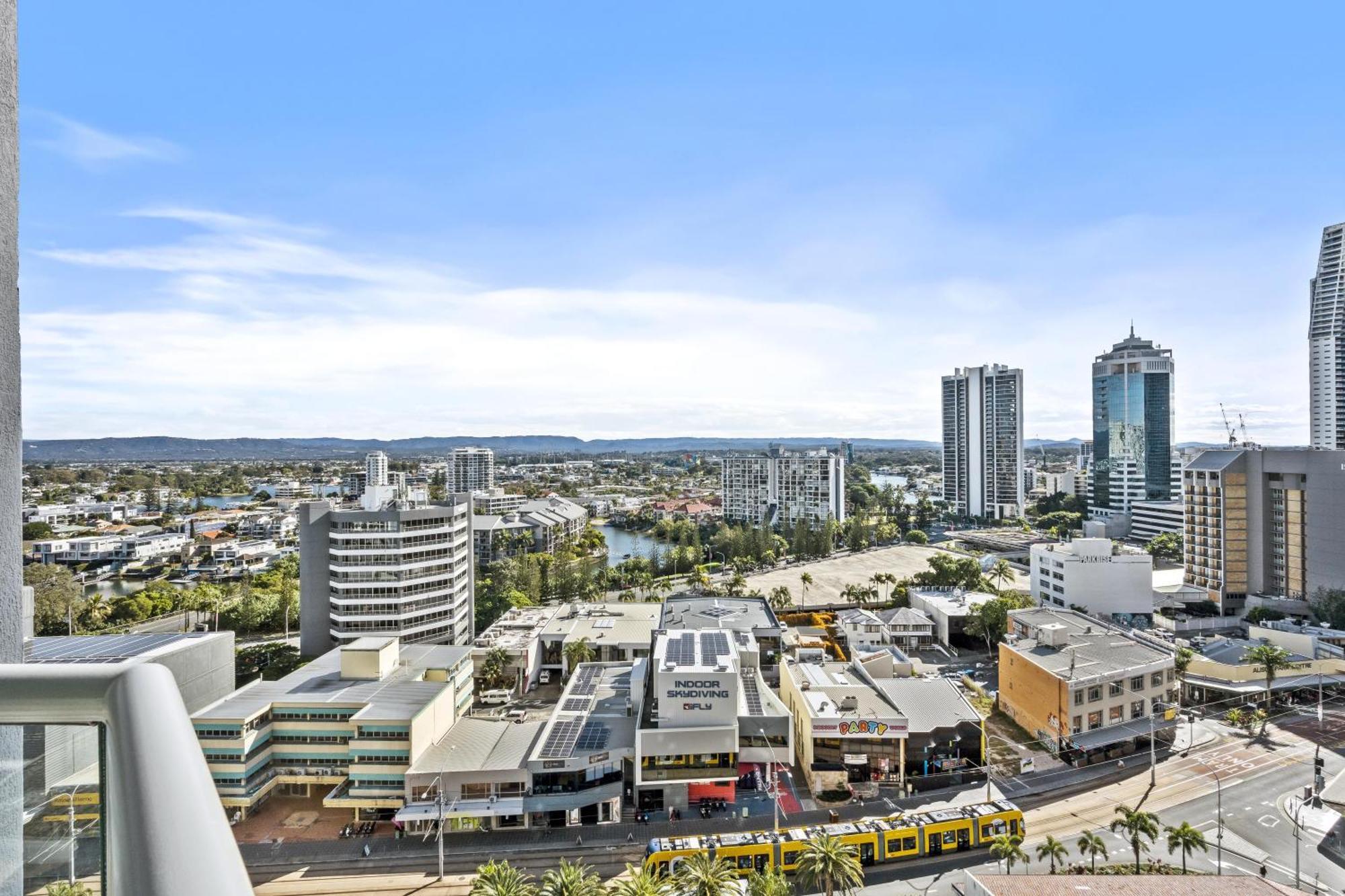 Legends Apartments - Qstay Голд-Кост Экстерьер фото