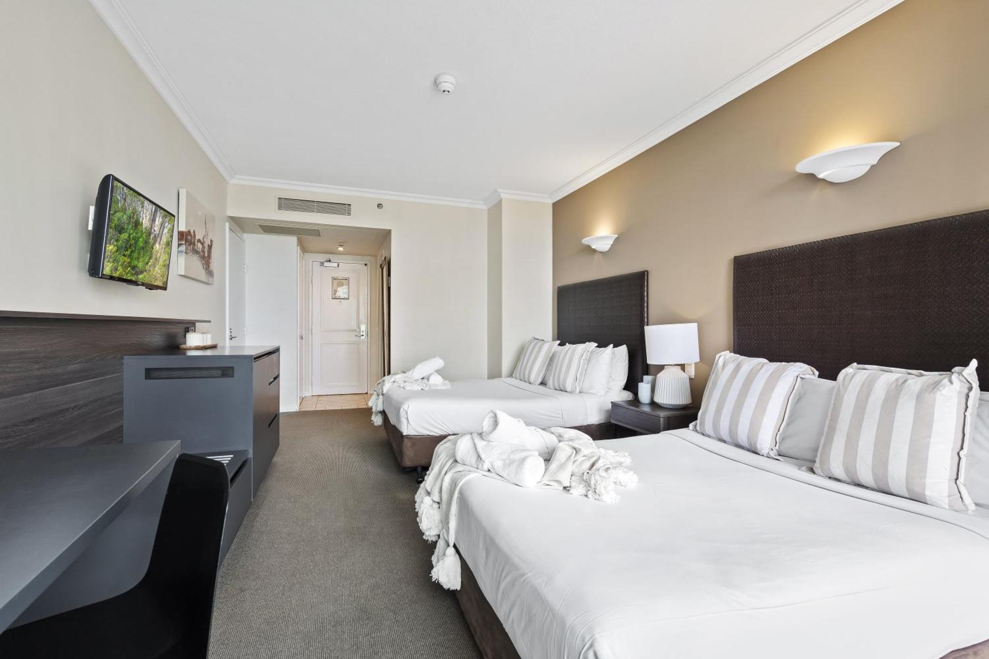 Legends Apartments - Qstay Голд-Кост Экстерьер фото